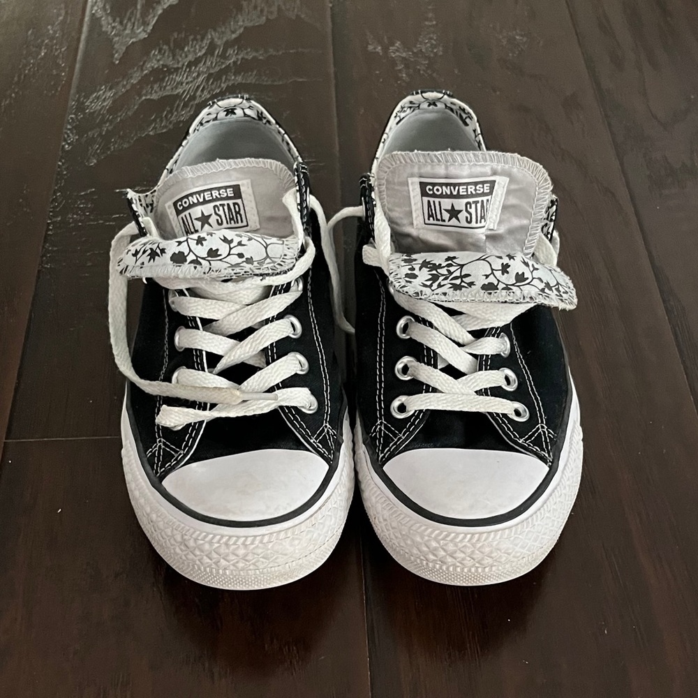 Converse Black With 2 Tongues
